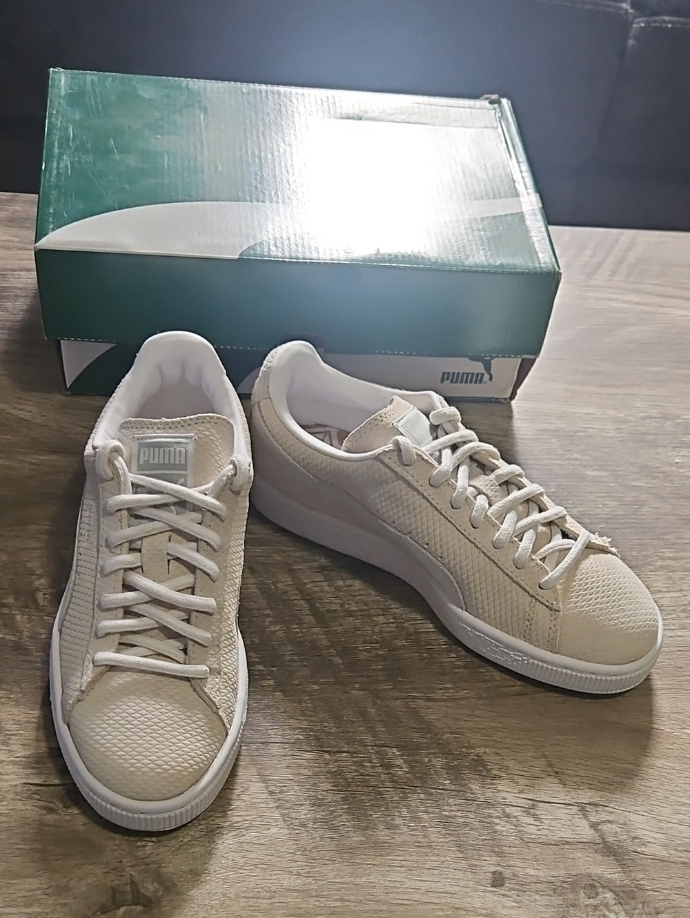 Puma Suede Classic Lo Winterized Sneakers 5.5